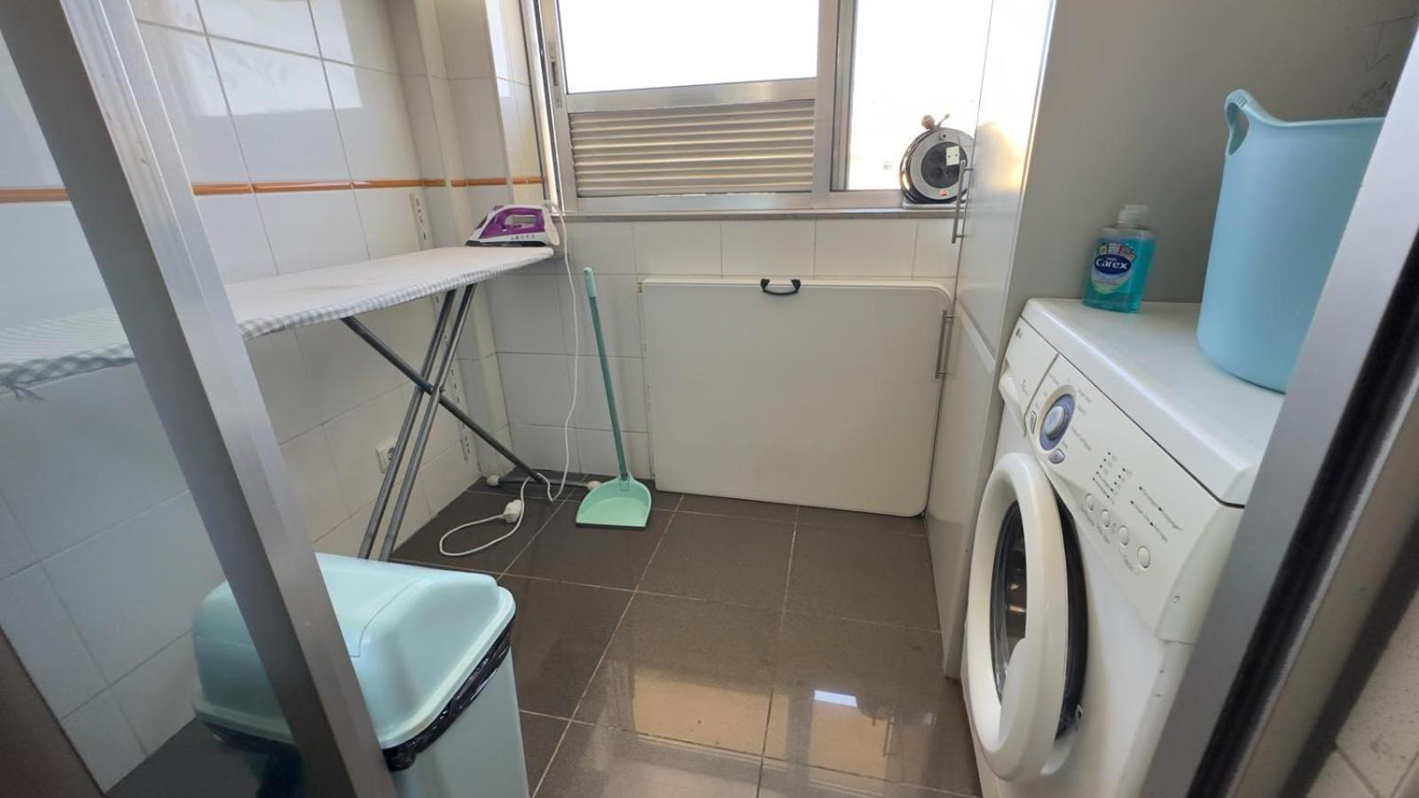 Espacoso T3 Com Terraco & Churrasqueira Campo  Luaran gambar